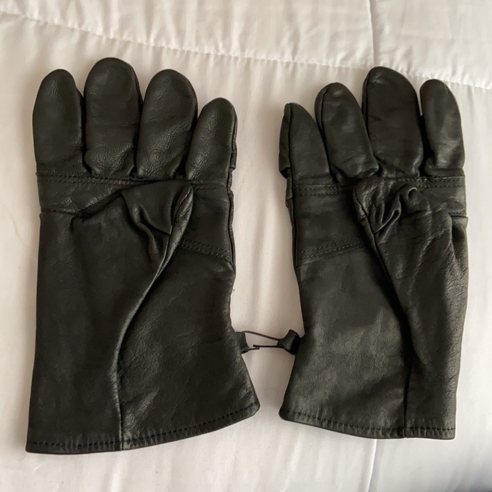 Leather gloves size 5